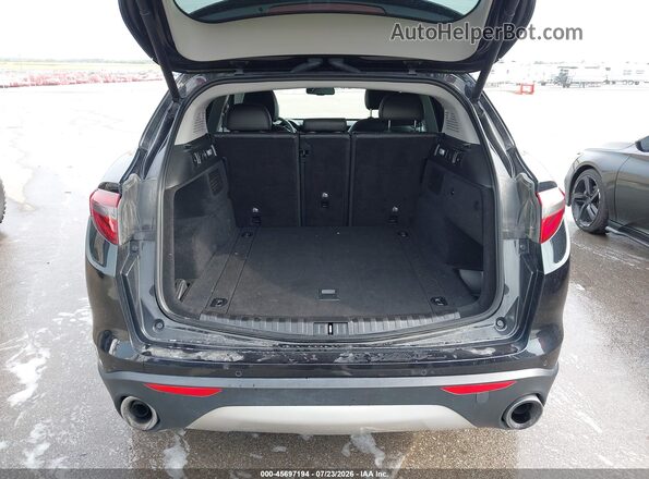ZASFAKPN0J7B64322 2018 ALFA ROMEO STELVIO Black 