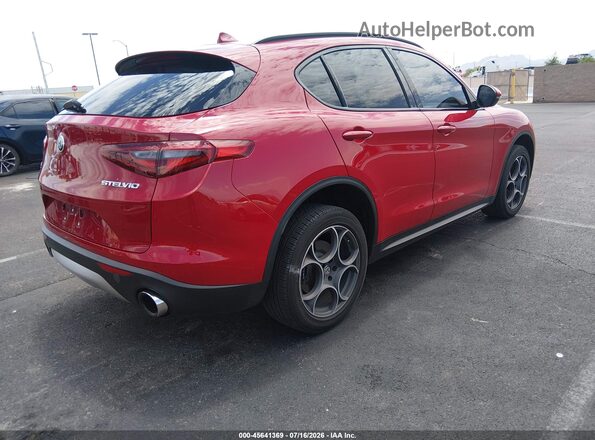 ZASFAKPN2J7B77203 2018 ALFA ROMEO STELVIO Красный Задняя правая четверть