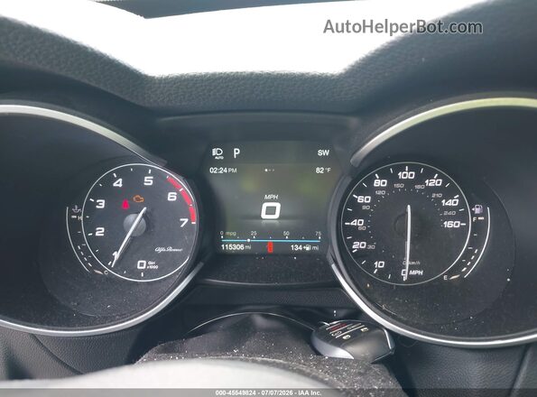 ZASFAKPN7J7B86964 2018 ALFA ROMEO STELVIO Белый Вид задних сидений