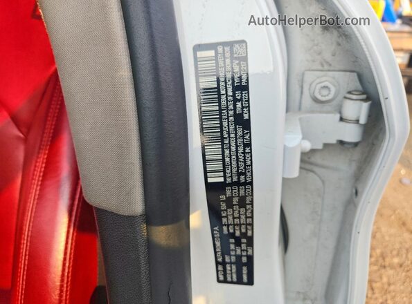 ZASFAKPN9J7B78607 2018 ALFA ROMEO STELVIO Белый Вид подкапотного пространства