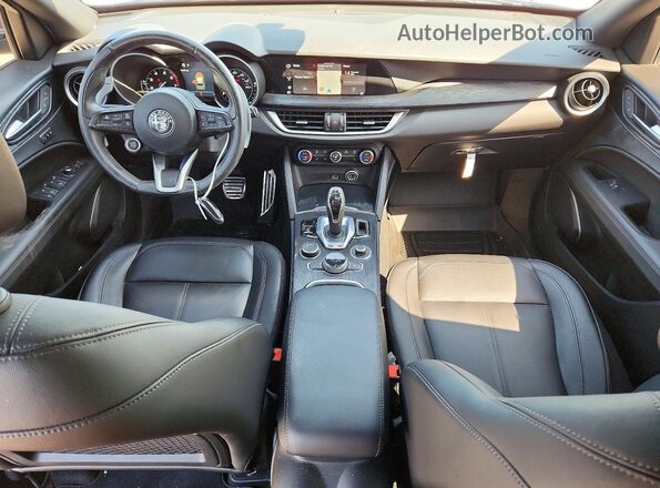 ZASPAJAN2N7D32118 2022 ALFA ROMEO STELVIO Blue Widok deski rozdzielczej