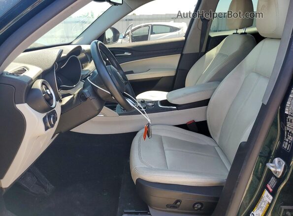 ZASPAJAN9M7D11264 2021 ALFA ROMEO STELVIO Green Սալոնի դիմացի տեսք
