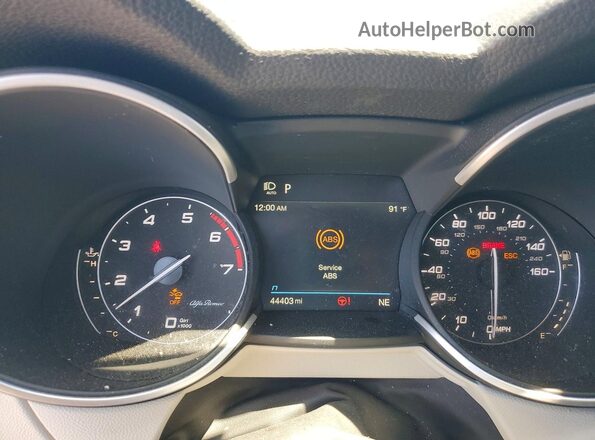 ZASPAJAN9M7D11264 2021 ALFA ROMEO STELVIO Green Սարքավորումների վահանակի տեսք