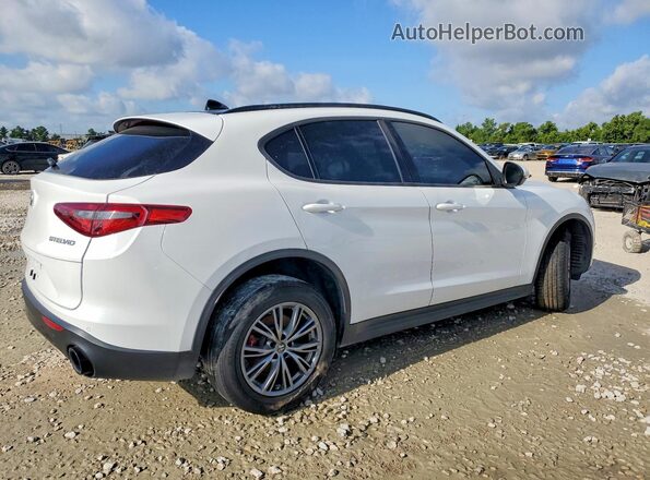 ZASPAJANXN7D26857 2022 ALFA ROMEO STELVIO Белый Задняя правая четверть