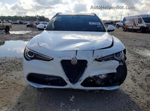 ZASPAJANXN7D26857 2022 ALFA ROMEO STELVIO Белый Вид спереди