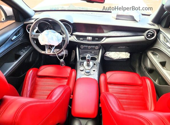 ZASPAKAN5N7D42745 2022 ALFA ROMEO STELVIO White Вид панелі приладів