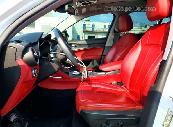 ZASPAKAN7L7C74672 2020 ALFA ROMEO STELVIO White Vista interior delantera