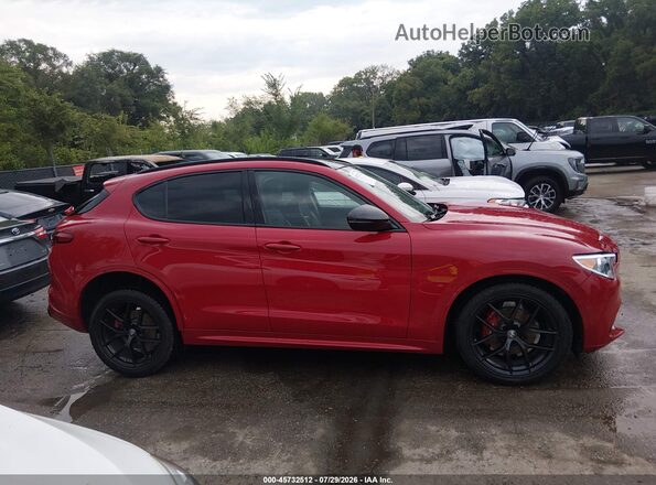 ZASPAKAN8L7C74356 2020 ALFA ROMEO STELVIO Red უკანა სალონის ხედი