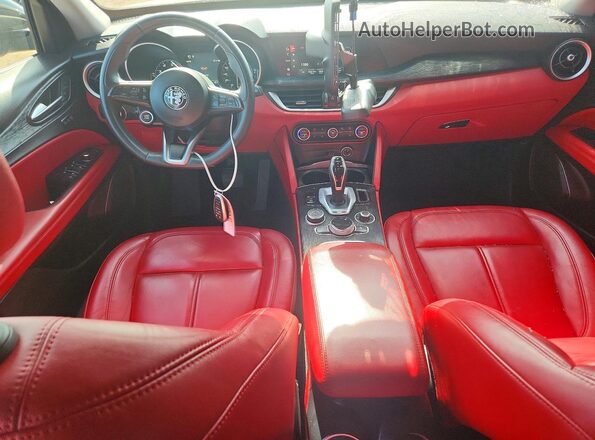 ZASPAKAN8L7C91447 2020 ALFA ROMEO STELVIO Gray Dashboard view