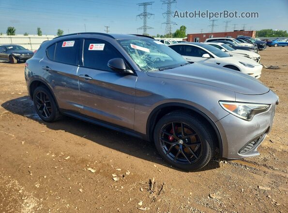 ZASPAKAN8L7C91447 2020 ALFA ROMEO STELVIO Gray Front right