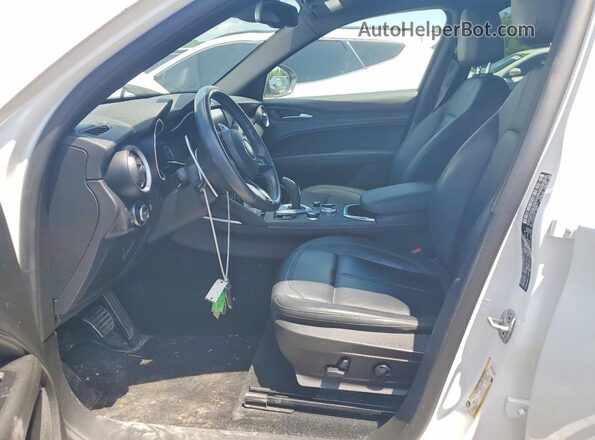 ZASPAKAN8N7D25017 2022 ALFA ROMEO STELVIO White წინა სალონის ხედი