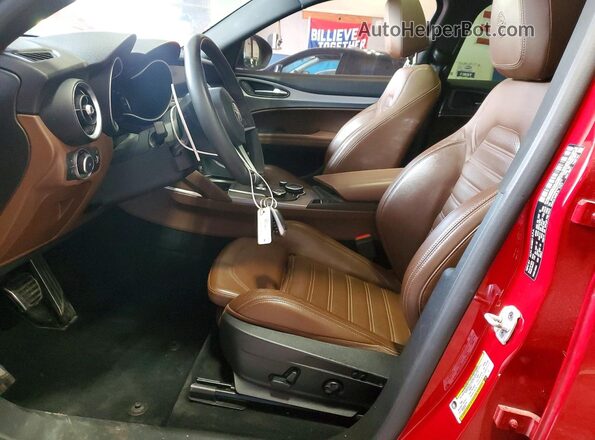 ZASPAKBN1K7C32172 2019 ALFA ROMEO STELVIO Red Սալոնի դիմացի տեսք