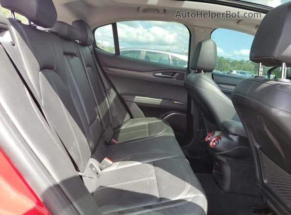 ZASPAKBN1M7D19623 2021 ALFA ROMEO STELVIO Red უკანა სალონის ხედი