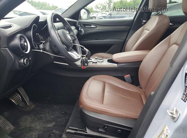 ZASPAKBN1N7D33801 2022 ALFA ROMEO STELVIO Blue წინა სალონის ხედი