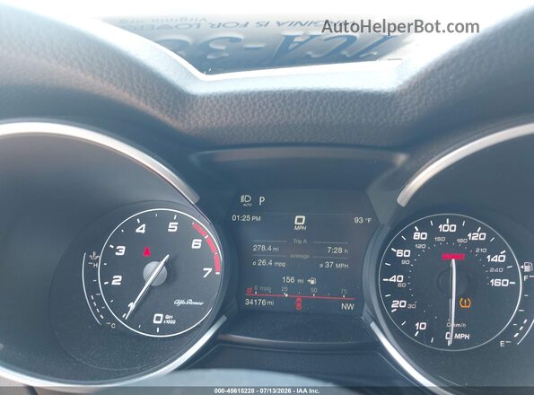 ZASPAKBN3N7D41334 2022 ALFA ROMEO STELVIO Silver Հետևի նստատեղերի տեսք