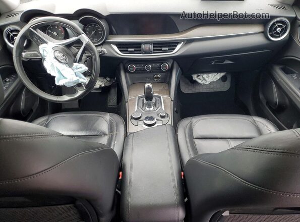 ZASPAKBN5K7C45149 2019 ALFA ROMEO STELVIO Tan Widok deski rozdzielczej