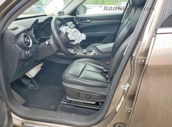 ZASPAKBN5K7C45149 2019 ALFA ROMEO STELVIO Tan Widok wnętrza z przodu
