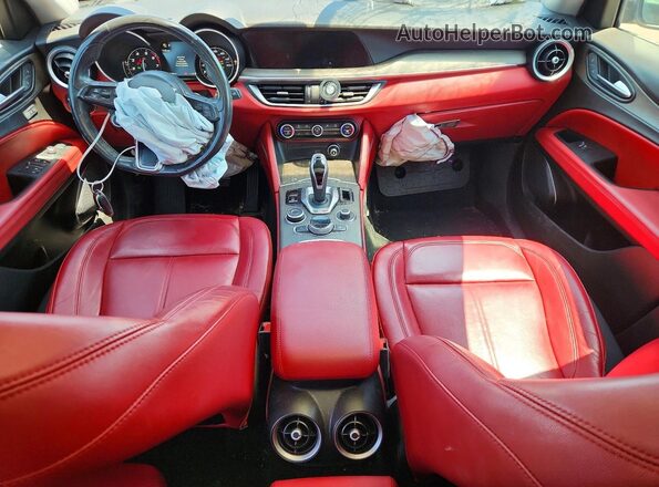 ZASPAKBN7M7D19531 2021 ALFA ROMEO STELVIO Черный Вид панели приборов