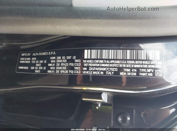 ZASPAKBN9K7C70233 2019 ALFA ROMEO STELVIO Black Вид підкапотного простору