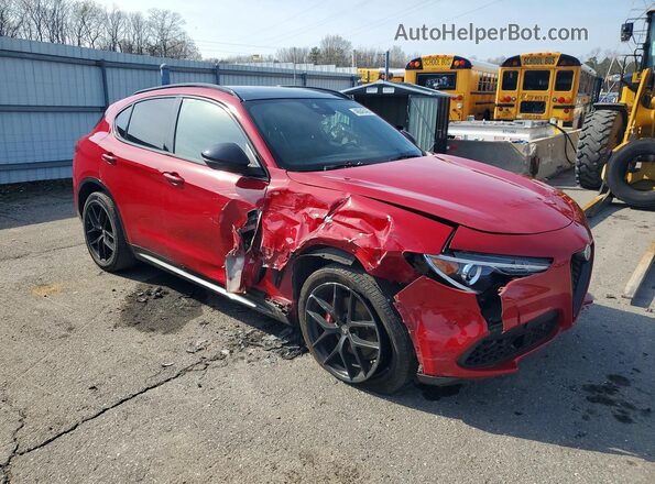 ZASPAKBN9L7C95246 2020 ALFA ROMEO STELVIO Red Front right