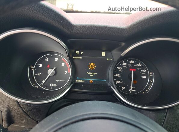 ZASPAKBN9L7C95246 2020 ALFA ROMEO STELVIO Red Instrument cluster view
