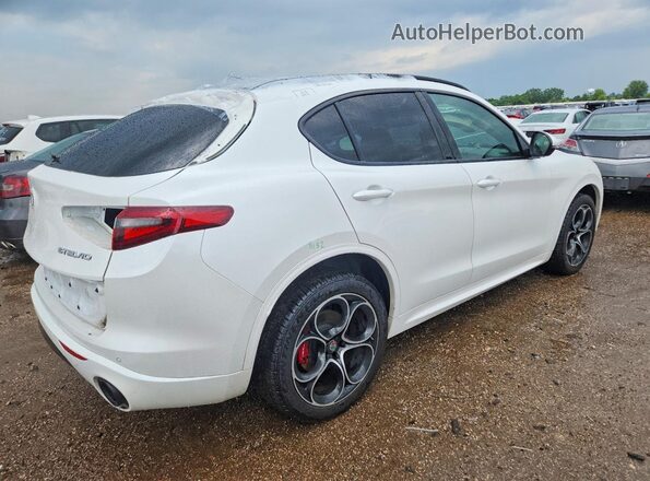 ZASPAKBN9M7D03802 2021 ALFA ROMEO STELVIO White Rear right