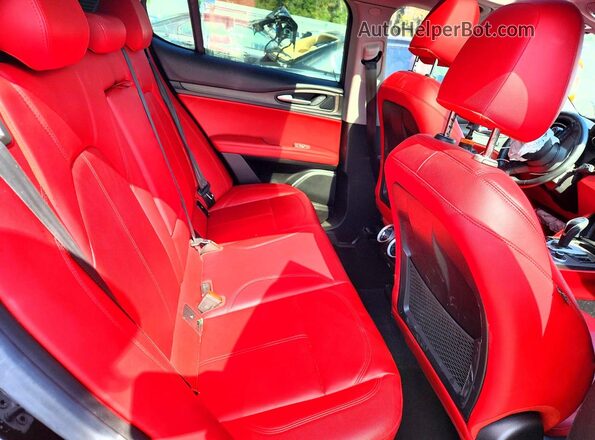 ZASPAKBNXL7C93246 2020 ALFA ROMEO STELVIO Black Vista interior trasera