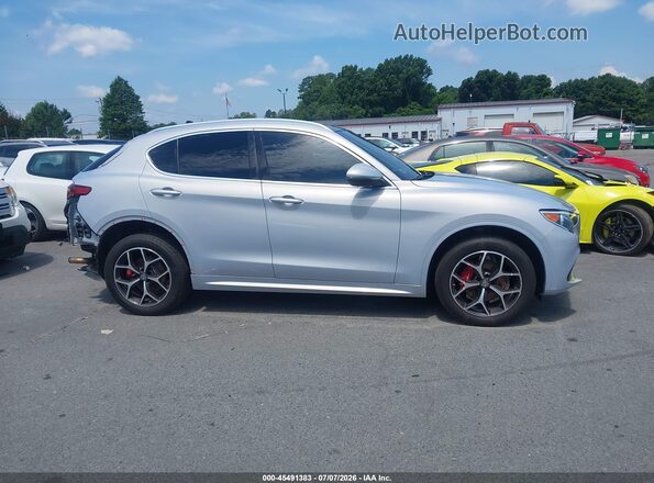 ZASPAKBNXM7D14257 2021 ALFA ROMEO STELVIO Light Blue Vista interior de 360 grados