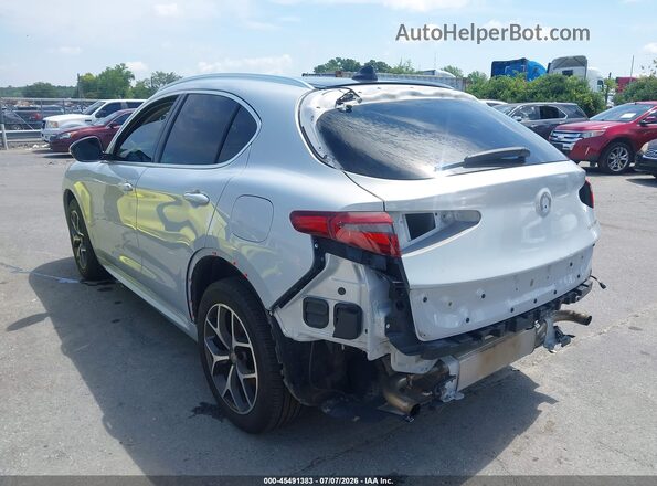 ZASPAKBNXM7D14257 2021 ALFA ROMEO STELVIO Light Blue 