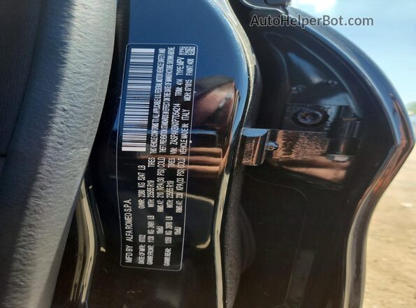 ZASPAKBNXP7D54214 2023 ALFA ROMEO STELVIO Black Vista del compartimento del motor