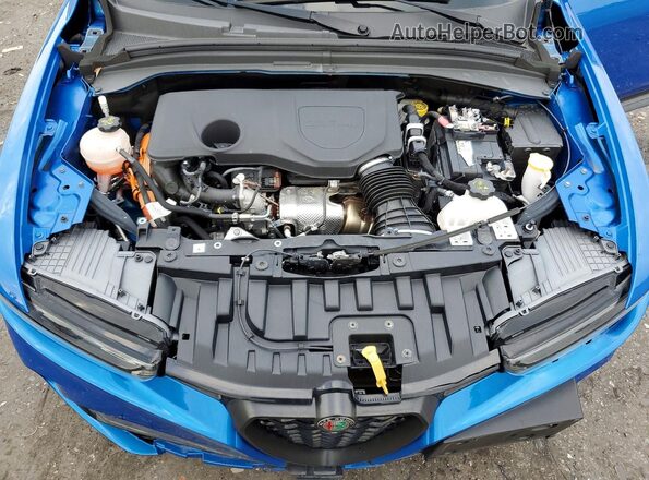 ZASPATDW3R3061242 2024 ALFA ROMEO OTHER Blue Widok komory silnika