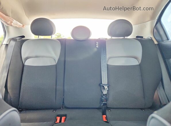 ZFBCFXAB5HP517496 2017 FIAT 500X Black Vista de los asientos traseros