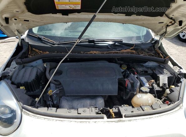 ZFBCFXAB7HP545221 2017 FIAT 500X Белый Вид задней части салона