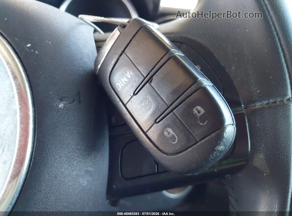 ZFBCFXBT8GP339783 2016 FIAT 500X Yellow წინა პანელის ხედი