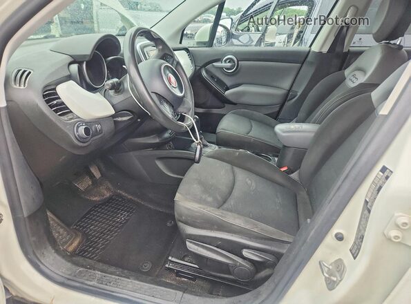 ZFBCFXBTXGP468530 2016 FIAT 500X Cream Vista interior delantera