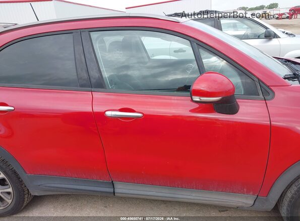 ZFBCFXCB7JP636010 2018 FIAT 500X Red Սալոնի հետևի տեսք