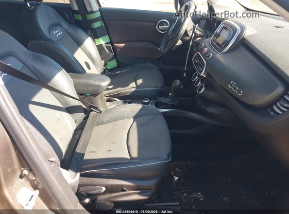 ZFBCFXCT0GP337333 2016 FIAT 500X Brown Vista interior delantera