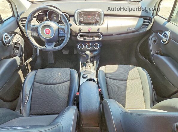 ZFBCFXCT1GP386488 2016 FIAT 500X Белый Вид панели приборов