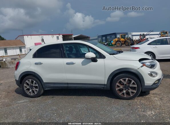 ZFBCFXCT2GP342709 2016 FIAT 500X White უკანა სალონის ხედი