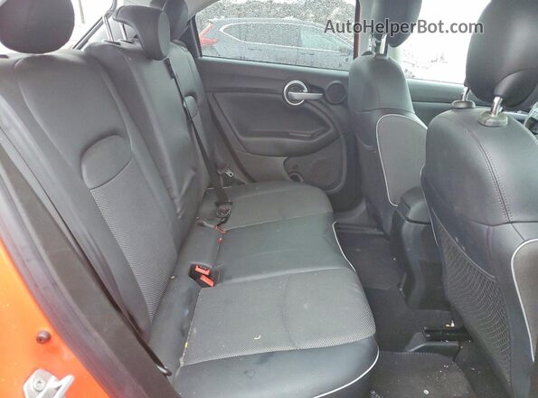 ZFBCFXCT5GP373310 2016 FIAT 500X Оранжевый Вид задних сидений