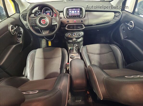 ZFBCFYCB6HP588712 2017 FIAT 500X Blue Вид панелі приладів