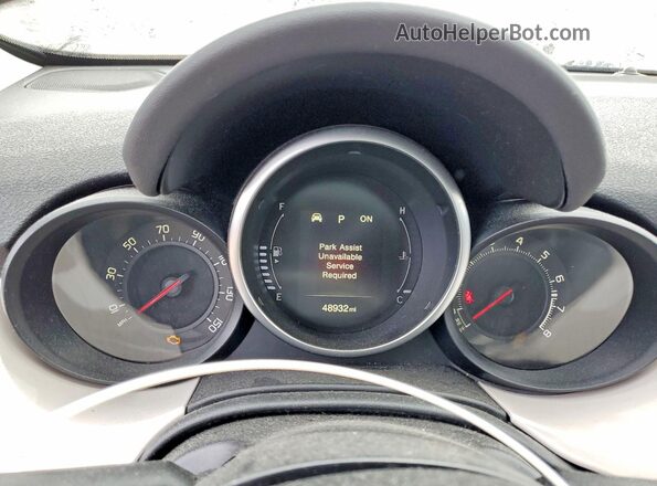 ZFBCFYDT4GP501122 2016 FIAT 500X Two Tone ხელსაწყოთა პანელის ხედი