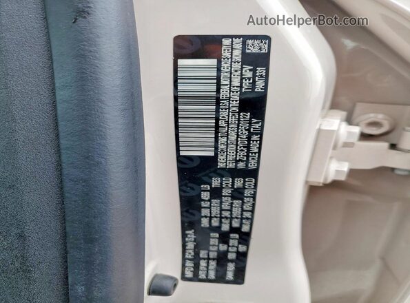ZFBCFYDT4GP501122 2016 FIAT 500X Two Tone ძრავის განყოფილების ხედი
