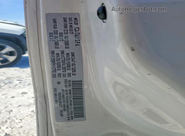 ZFBERFAB3J6H48177 2018 RAM PROMASTER White ძრავის განყოფილების ხედი