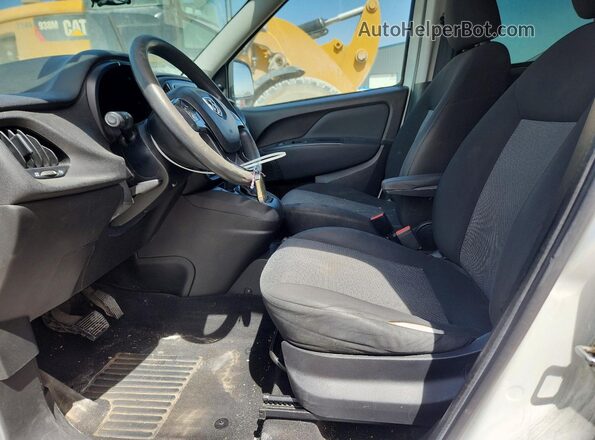 ZFBERFAB7J6L84536 2018 RAM PROMASTER White წინა სალონის ხედი