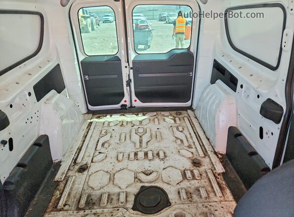 ZFBERFAB7J6L84536 2018 RAM PROMASTER White უკანა სავარძლების ხედი