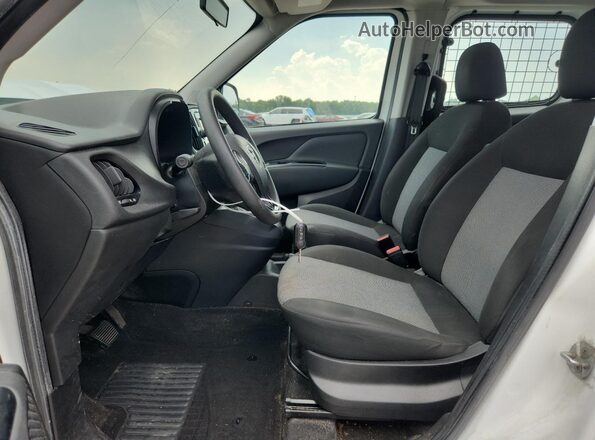 ZFBERFAB8J6K24505 2018 RAM PROMASTER White Սալոնի դիմացի տեսք