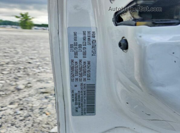 ZFBERFAB9H6F48009 2017 RAM PROMASTER White Engine compartment view