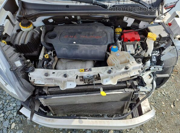 ZFBHRFAB3N6Y09866 2022 RAM PROMASTER Белый Вид подкапотного пространства