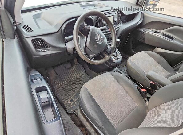 ZFBHRFAB7L6P34196 2020 RAM PROMASTER White Widok deski rozdzielczej